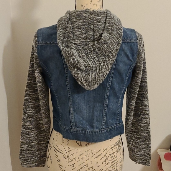Jessica Simpson denim jacket with cloth hood - Picture 2 of 3